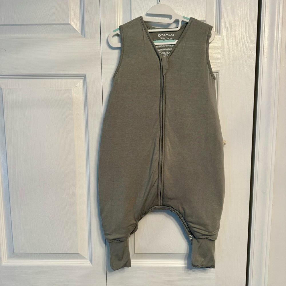 EUC Gunamuna footie sleep sack - 12-18 months, sage, 1.0 tog